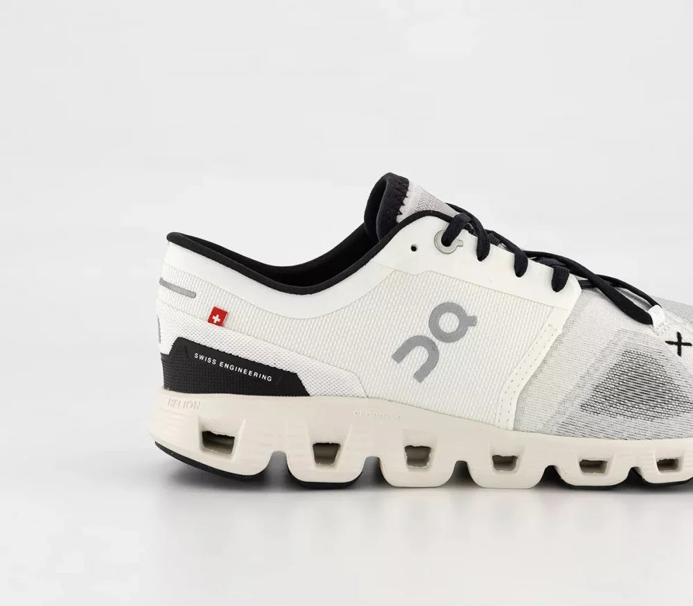 On Cloud X 3 White | Black