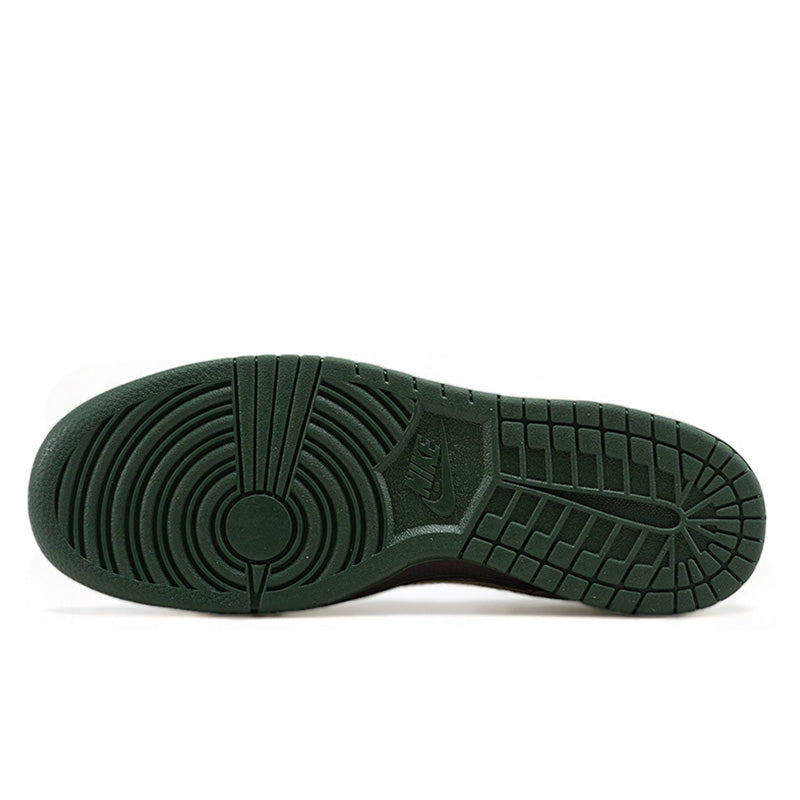 Nike SB Dunk Low x Stussy
