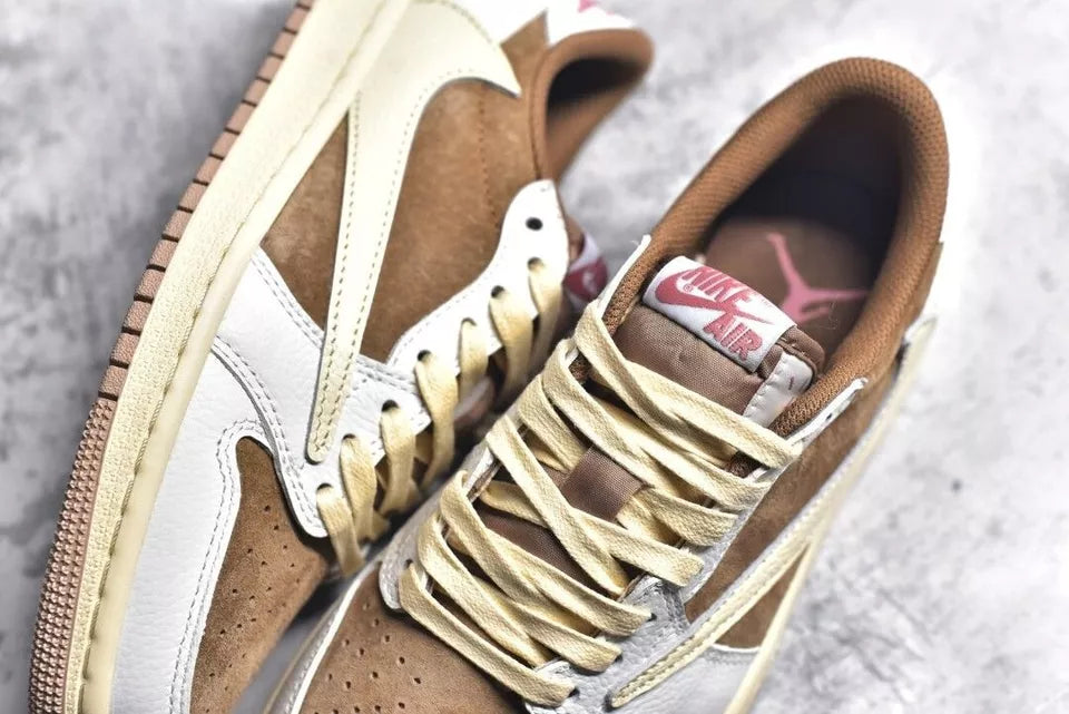 Nike Air Jordan 1 Low x Travis Scott