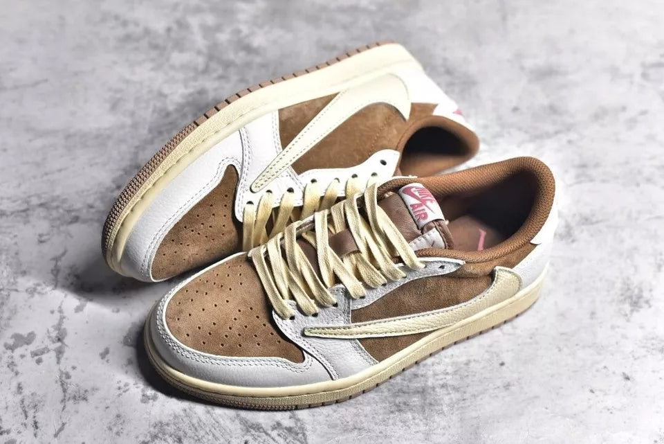 Nike Air Jordan 1 Low x Travis Scott
